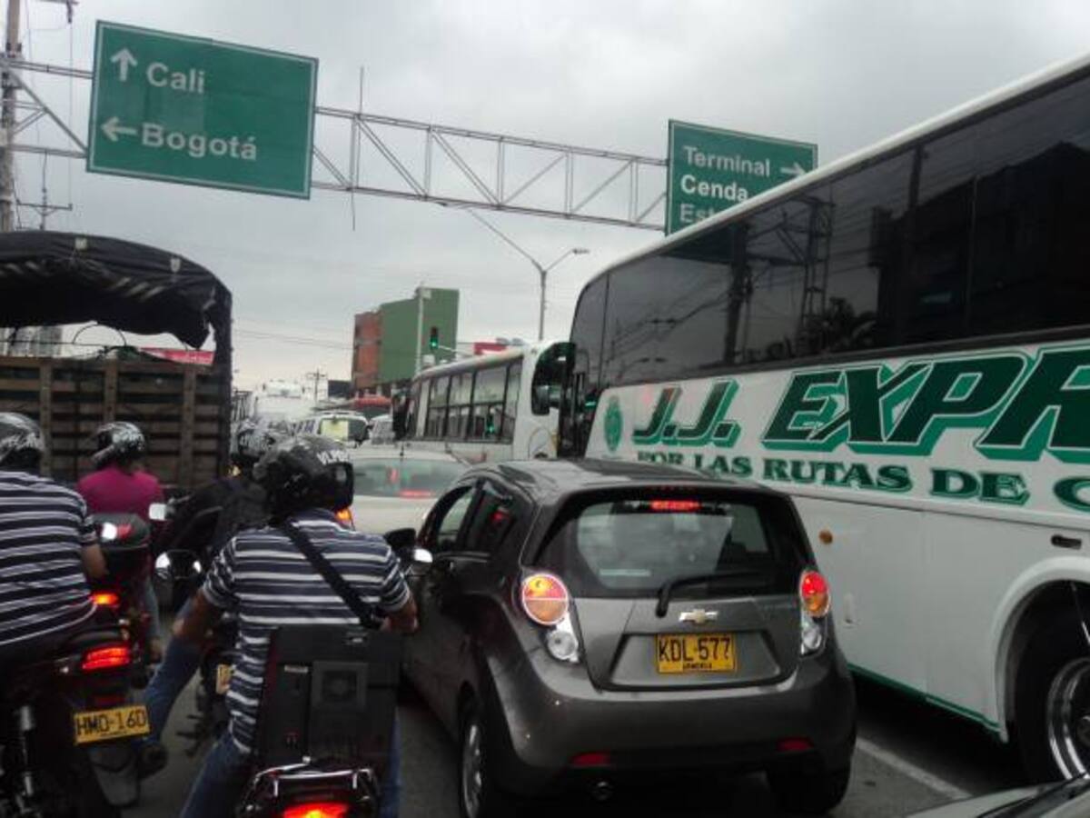 En Armenia no se levantó la restricción vehicular de pico y placa