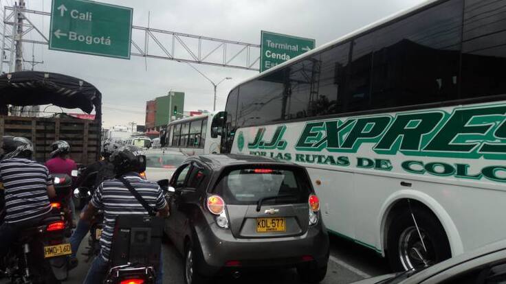 En Armenia no se levantó la restricción vehicular del pico y placa