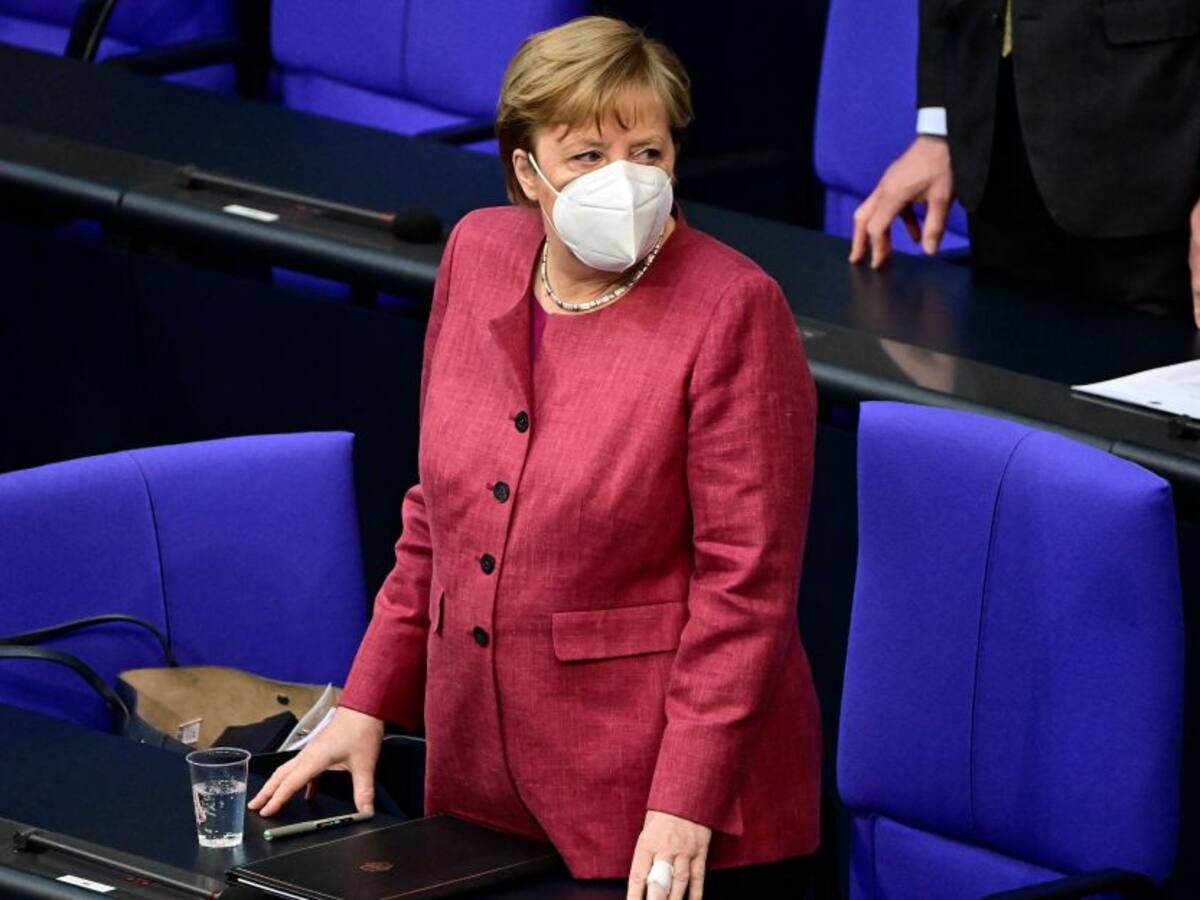 Merkel recibió la primera dosis de la vacuna de AstraZeneca