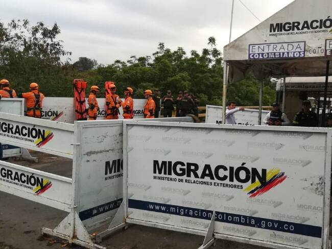 Vallas de Migración Colombia fueron instaladas por autoridades en Venezuela