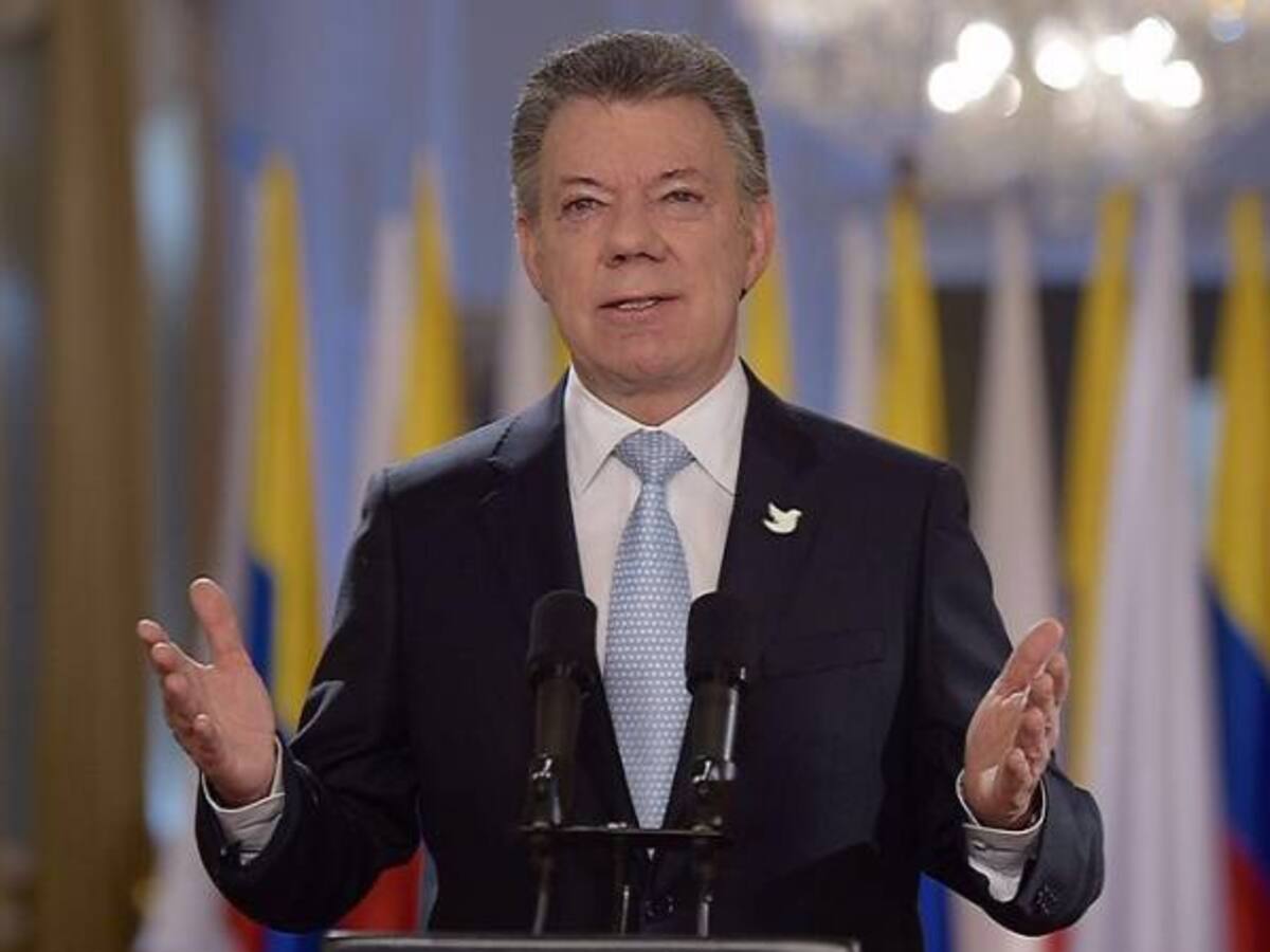 Santos pide a empresarios y civiles confiar en la Jurisdicción Especial para la Paz