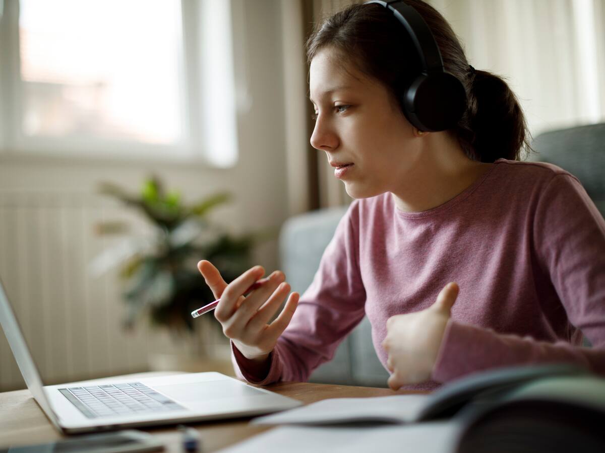 ¡Pilas vendedores informales y emprendedores en Bogotá! Hay cursos gratis, ¿cuáles son?