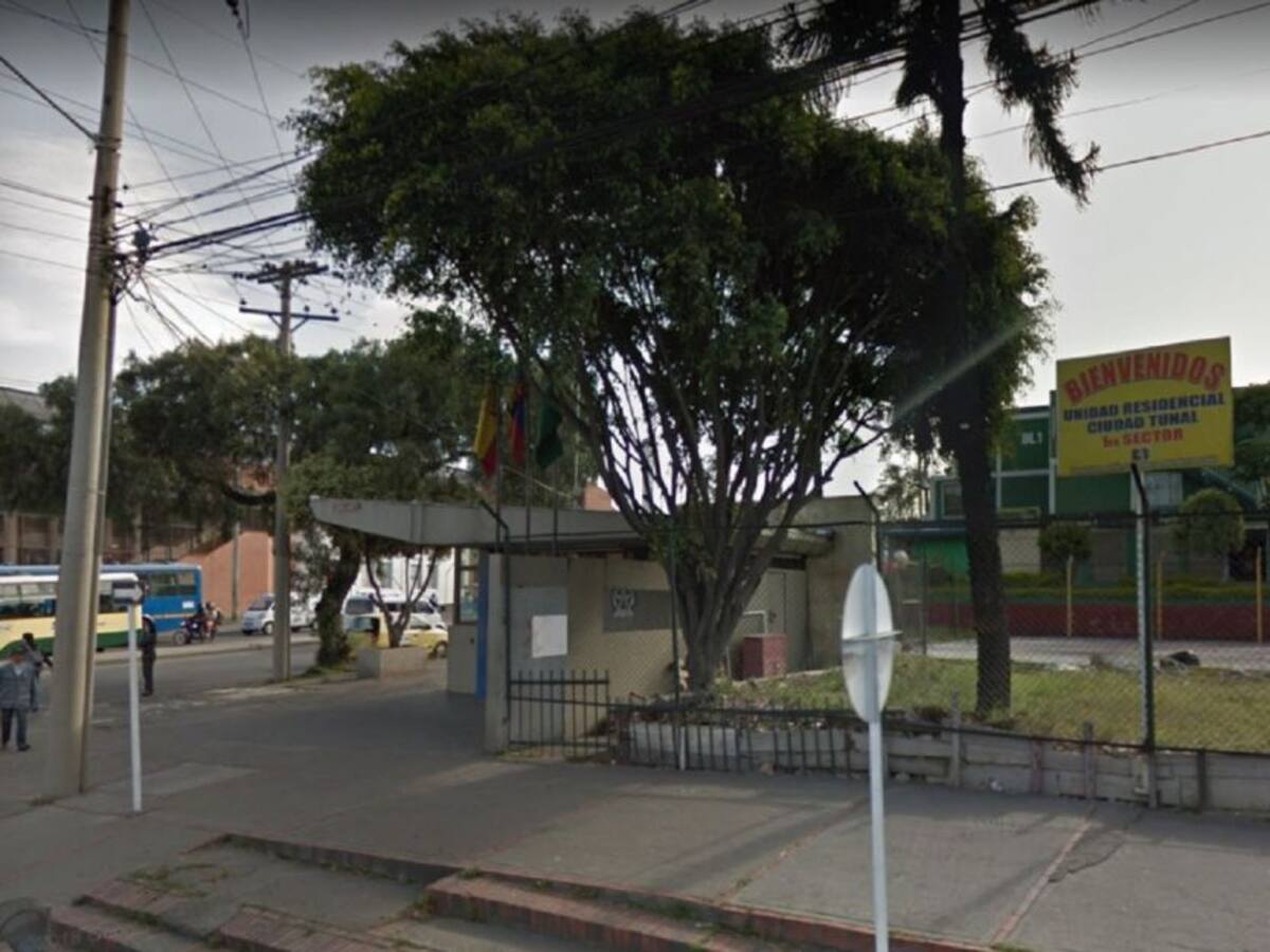 Militar borracho provoca accidente y genera daños en un CAI