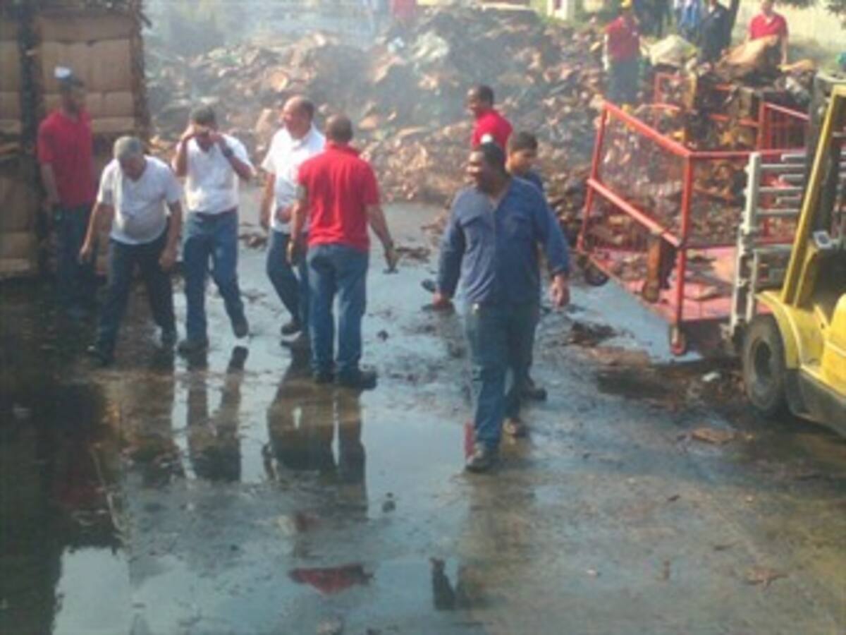 Incendio en bodega de Santa Marta arroja pérdidas por 100 millones
