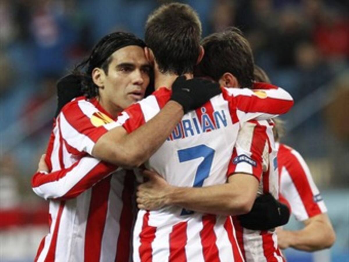 Con gol de Falcao, Atlético de Madrid avanzó a octavos de final en Europa League