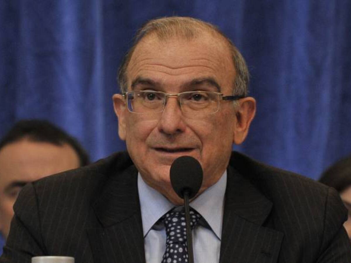 La Constitución del 91 es en su esencia un tratado de paz: De la Calle