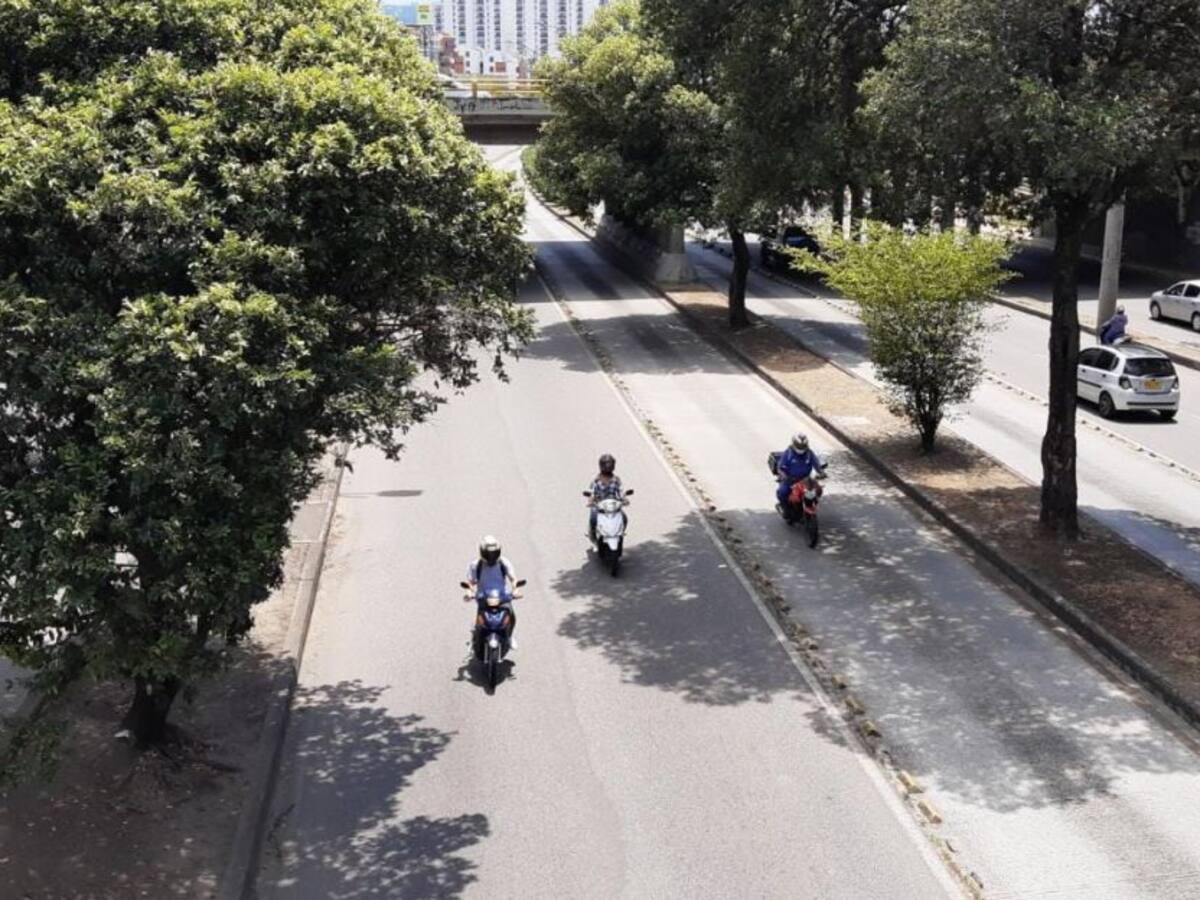VIDEO: Van 15 accidentes por invadir carril de Metrolínea