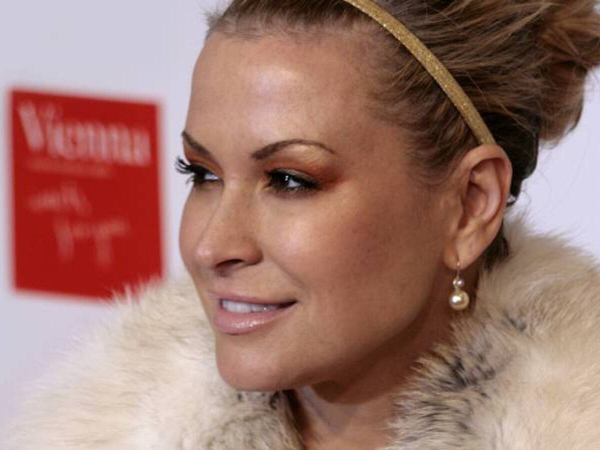 Anastasia posa desnuda para mostrar las cicatrices de su mastectomía