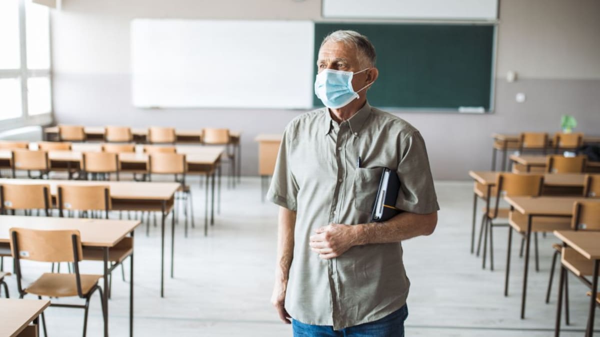 11 profesores de un colegio público en Bogotá dieron positivo para COVID-19