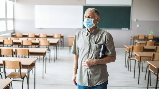 Grupo de profesores de un colegio público en Bogotá dieron positivo para Covid-19