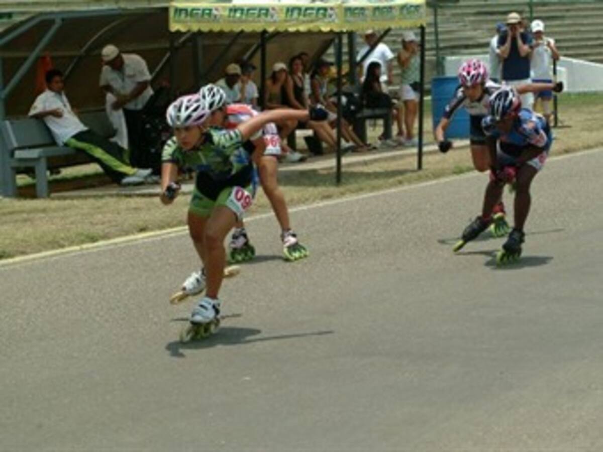 Los equipos del Valle dominan válida de patinaje en Cartagena
