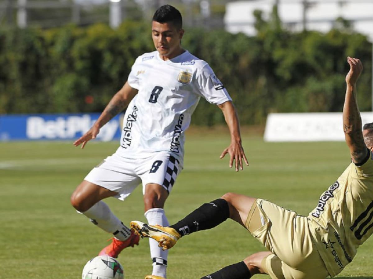 Chicó goleó a Águilas, con 7 jugadores, y sueña con quedarse en la A