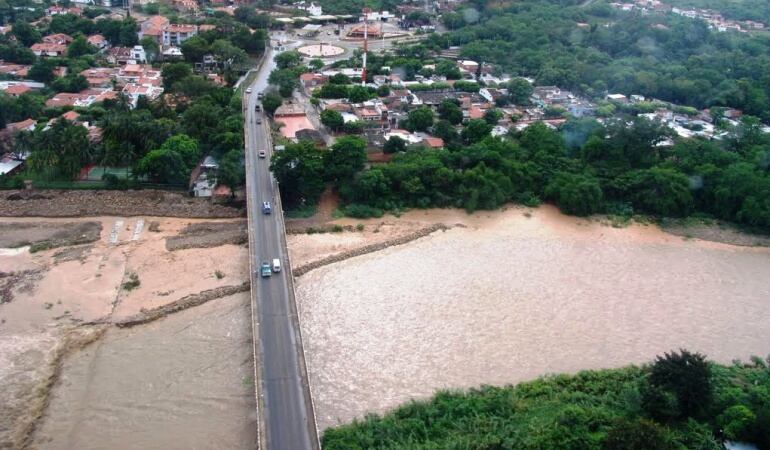 Puente San Rafael sobre el río Pamplonita. / Foto: Archivo. 