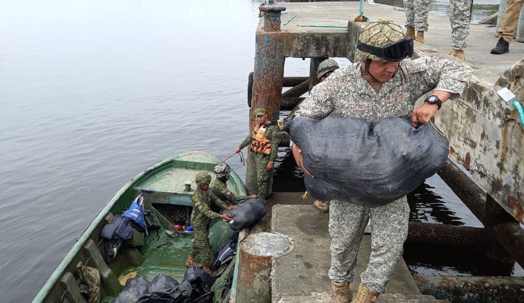 Se incautaron 350 kilos de pasta base de coca.