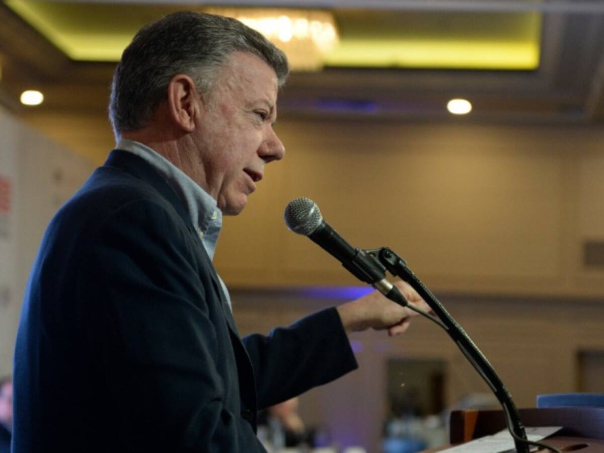 "Cuerpos de periodistas ecuatorianos estaban del lado colombiano": Santos