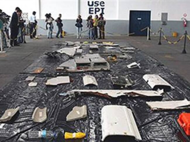 Se alimenta la hipótesis de que el Airbus de Air France se habría desintegrado en el aire