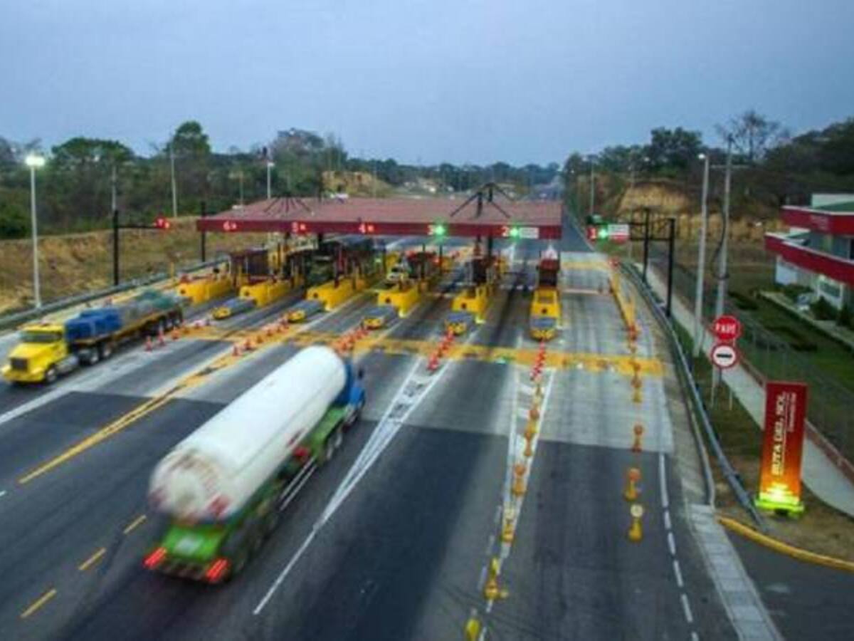 El Gobierno dio al servicio 40 kilómetros de doble calzada de la Ruta del Sol II