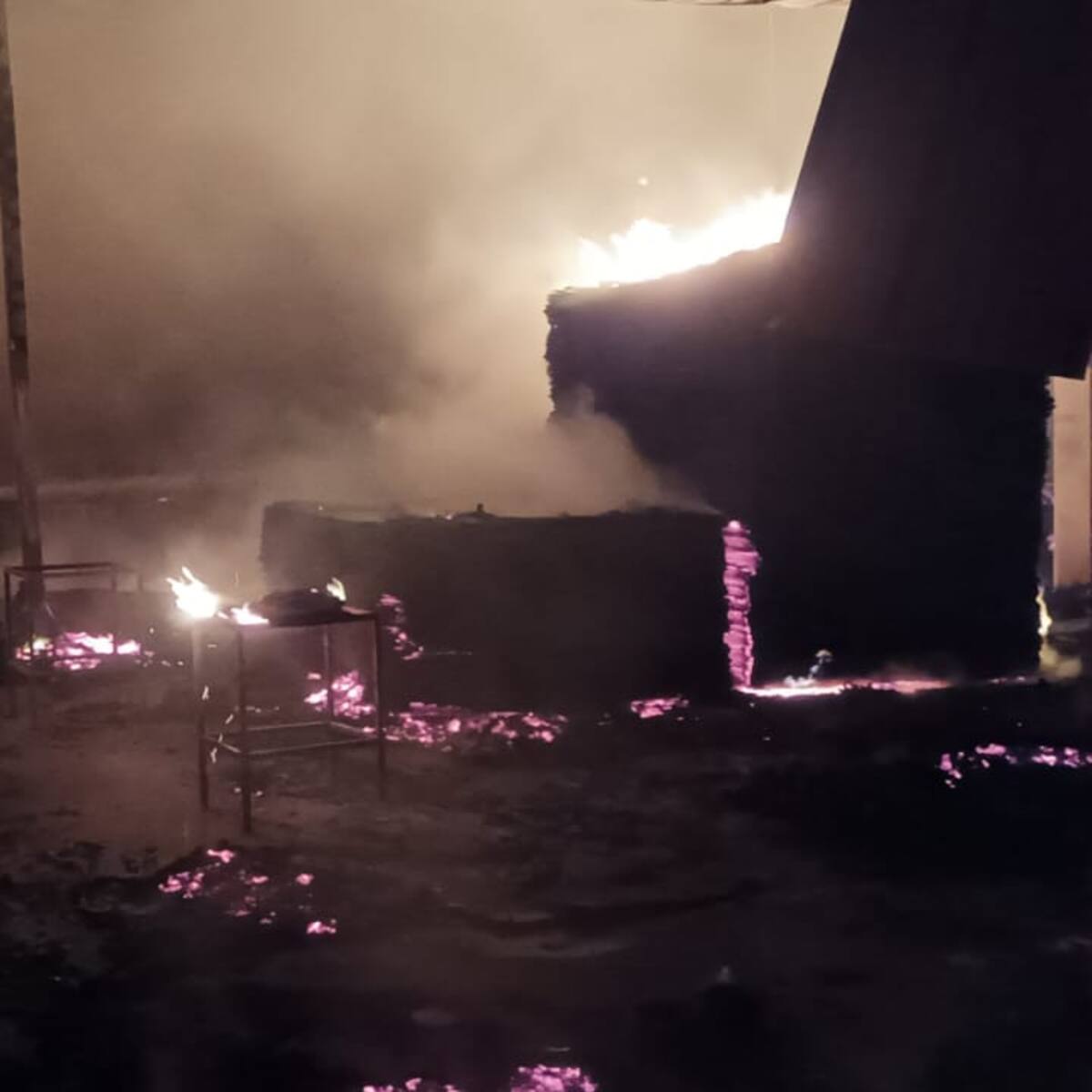 Perdida total dejo incendio estructural en bodega de la zona industrial de Neiva