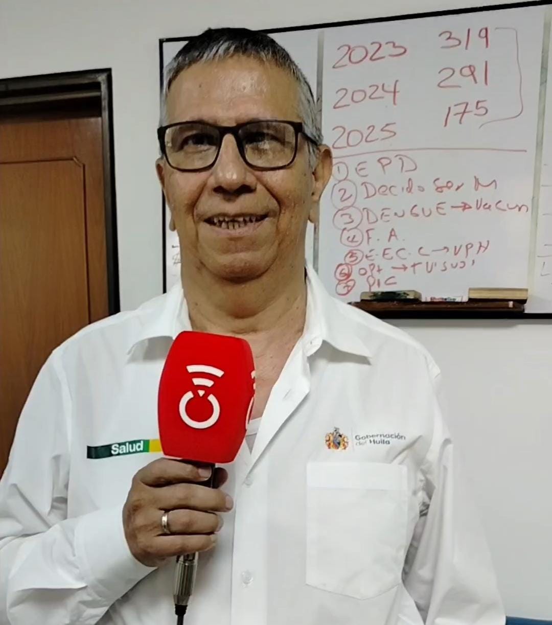 Autoridades de salud avanzan en la vacunación gratuita contra el dengue en niños de Neiva, Palermo y Rivera como parte de un plan piloto nacional. Cesar Germán Roa Trujillo. Foto Caracol Radio Neiva