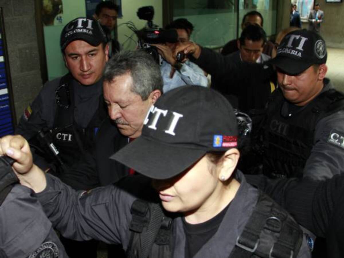 Ordenan libertad del ex jefe de seguridad del ex presidente Uribe