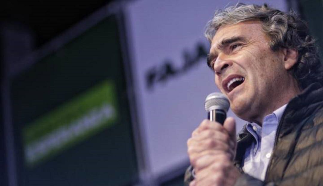 Fajardo reconoce que Ingrid Betancourt le hizo daño a la Centro Esperanza