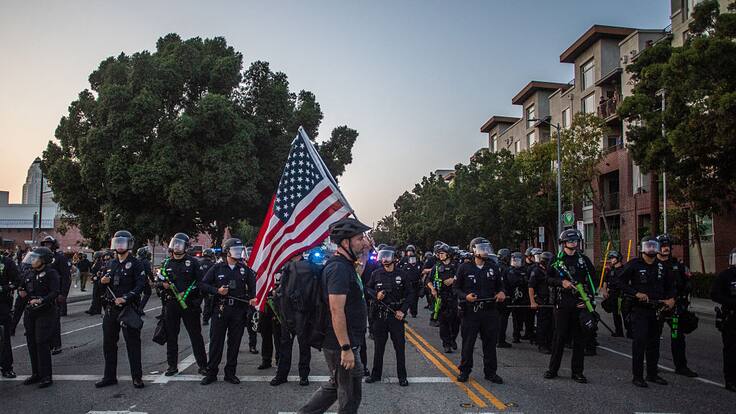 “Los Ángeles no se está quemando, ese mensaje es equivocado”: Ilia Calderón