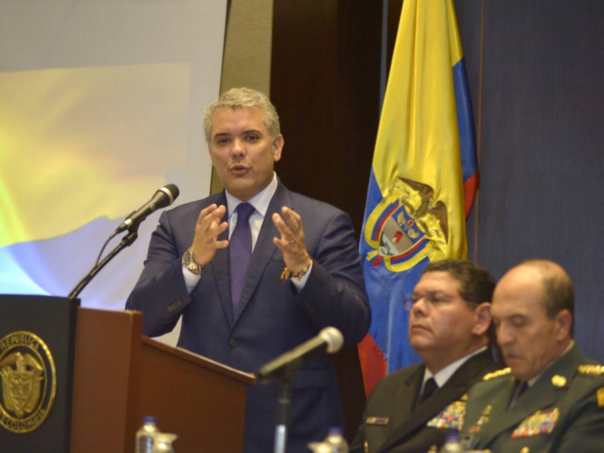 Duque propone aporte voluntario de impuestos para financiar educación