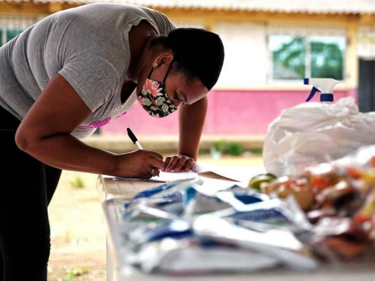 113.324 estudiantes de Bolívar con PAE asegurado todo el año