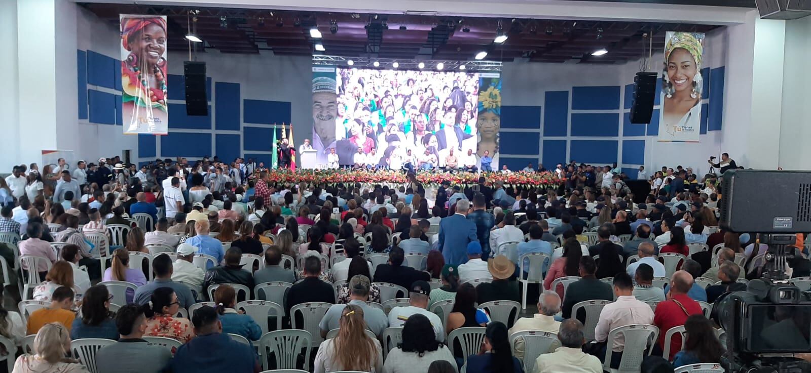 Diálogos vinculantes en Pereira - Caracol Radio Pereira