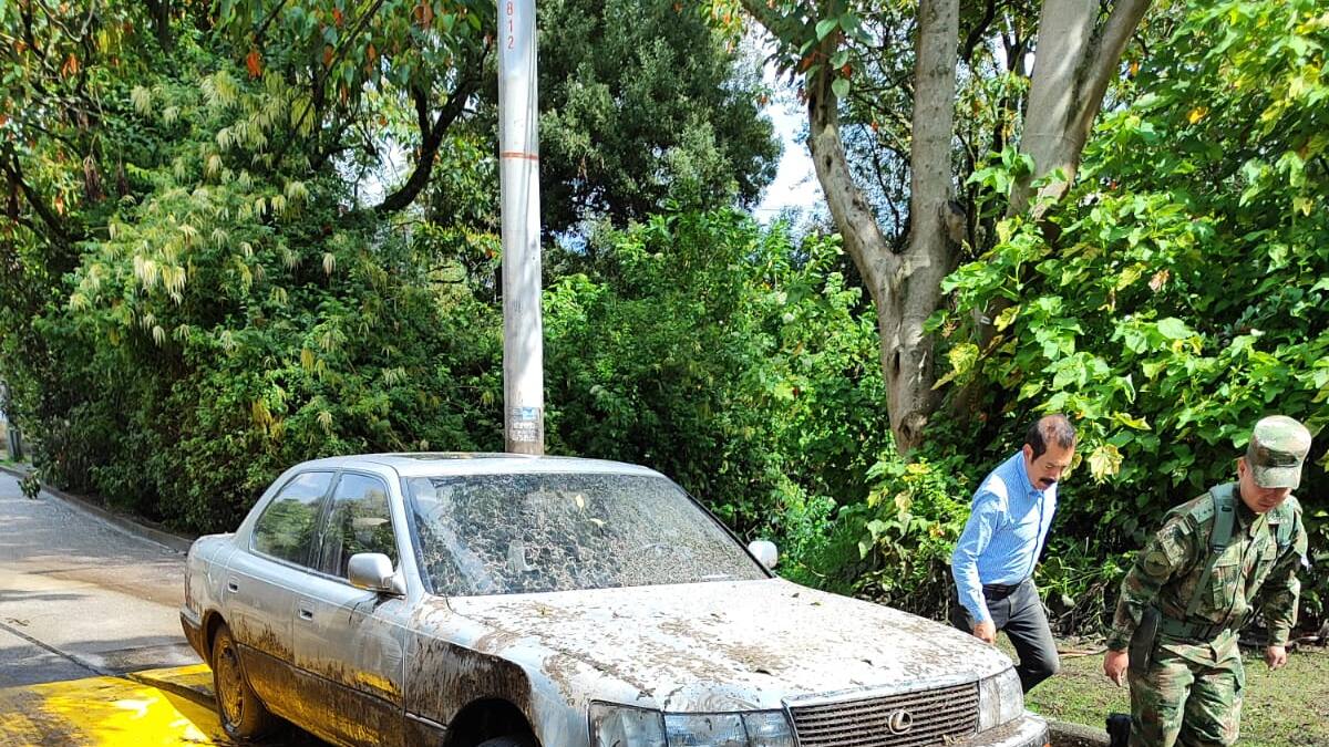 Inundaciones en Bogotá: afectados varios barrios por taponamiento del alcantarillado