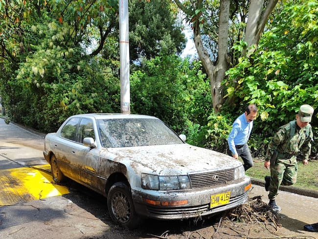 Inundaciones en Bogotá: afectados varios barrios por taponamiento del alcantarillado