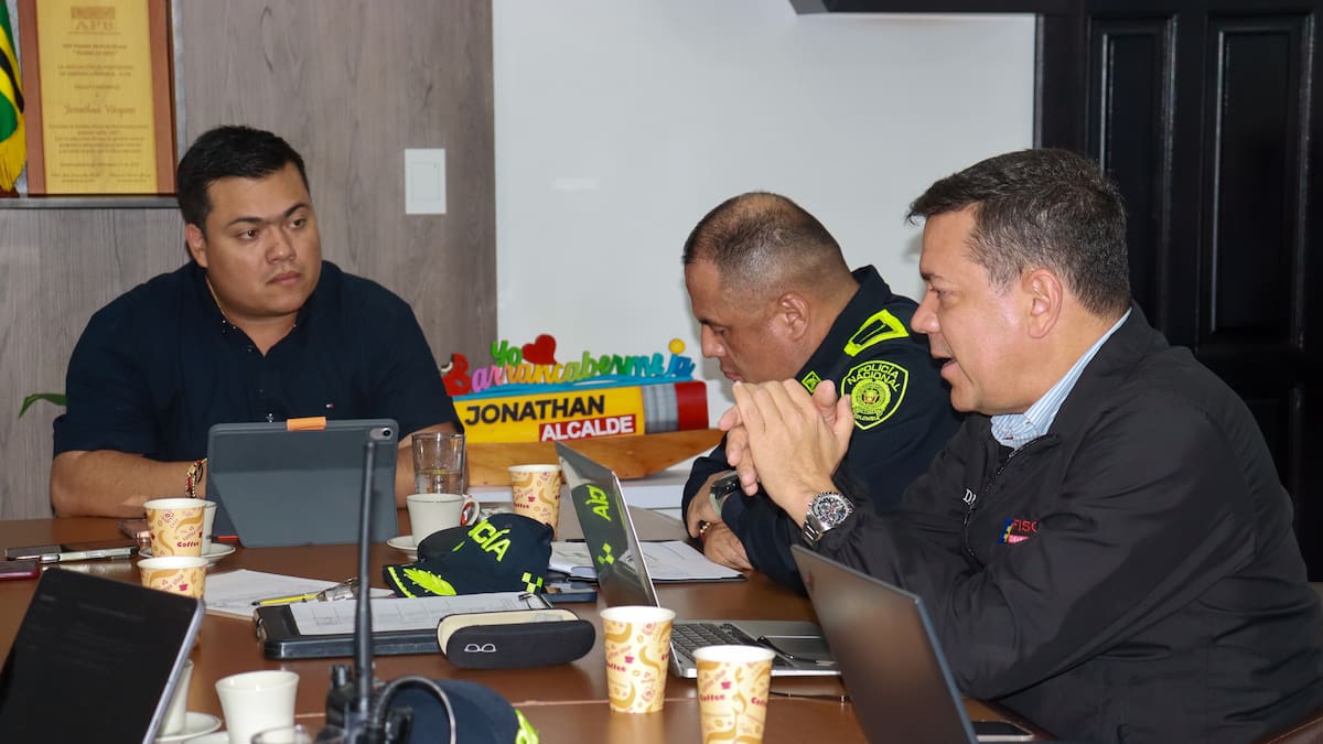 Ofrecen recompensa de hasta $20 millones por responsables de triple homicidio en Barrancabermeja