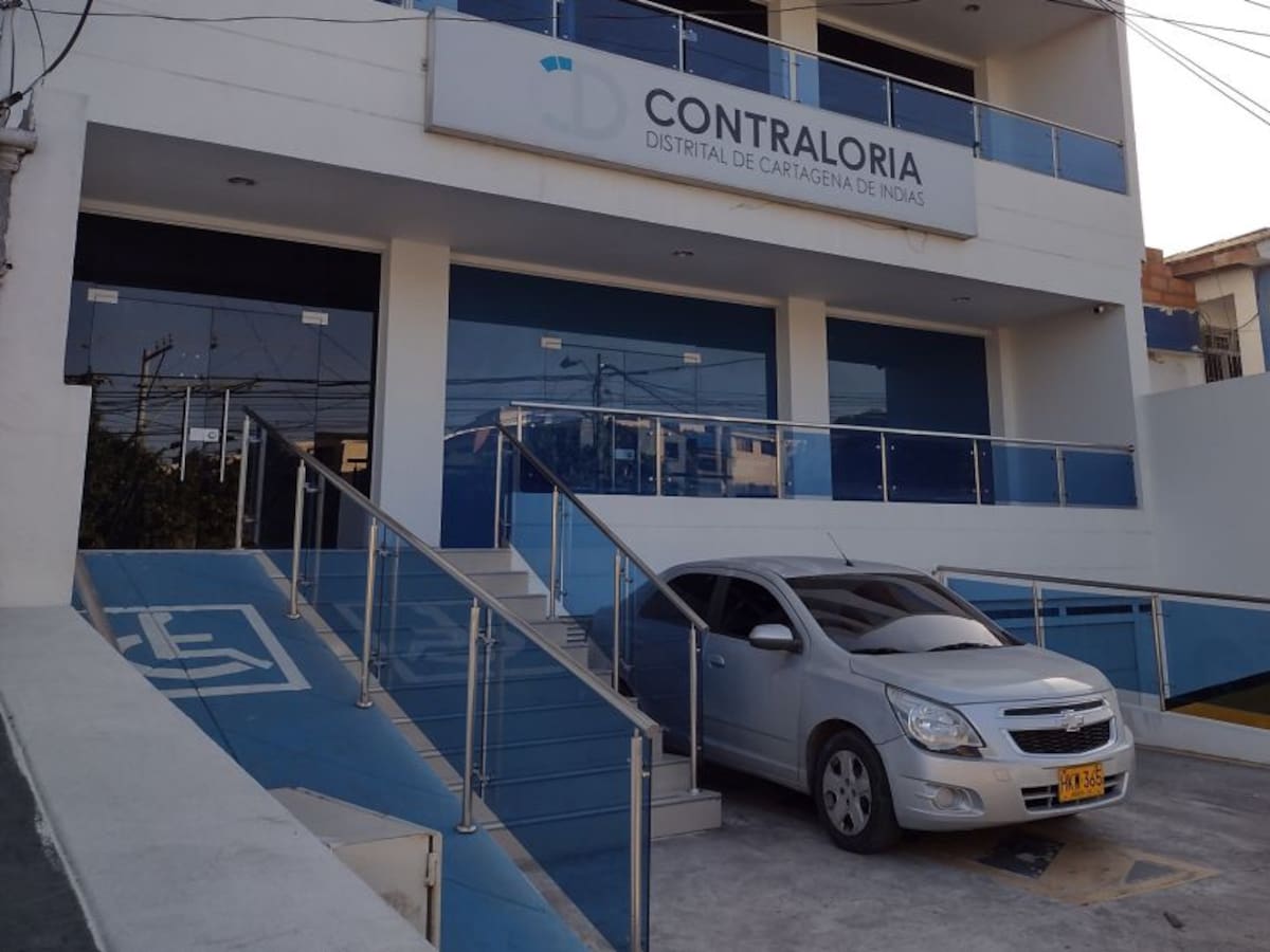 "Perro Castillo se inventó todo": Dau tras ser absuelto por contraloría