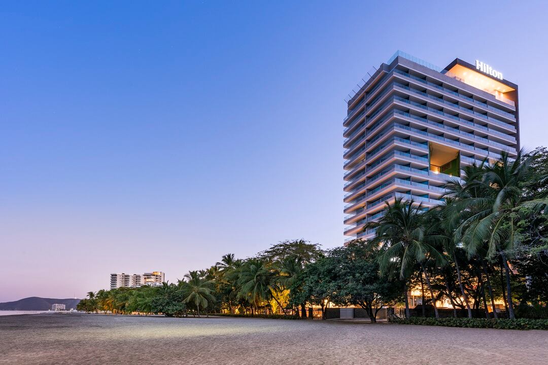 Hotel Hilton Santa Marta, espacio de lujo y confort que lo sorprenderá en Santa Marta