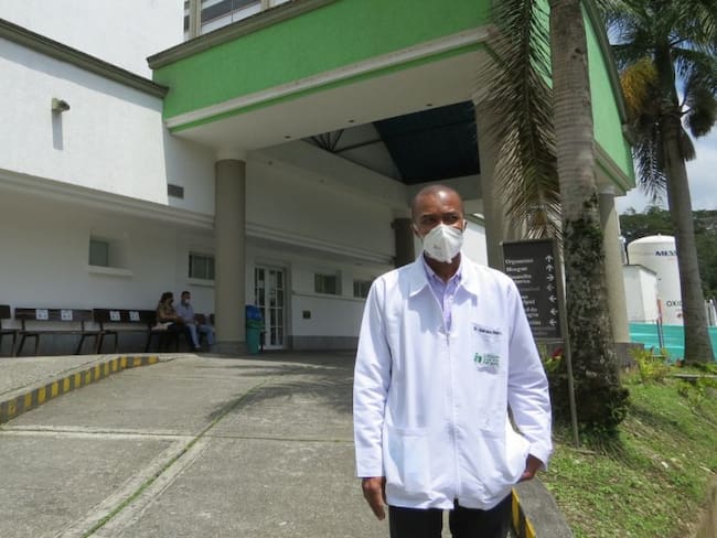 Médico José Isaac Mosquera recibirá la primera vacuna contra el COVID en Quindío
