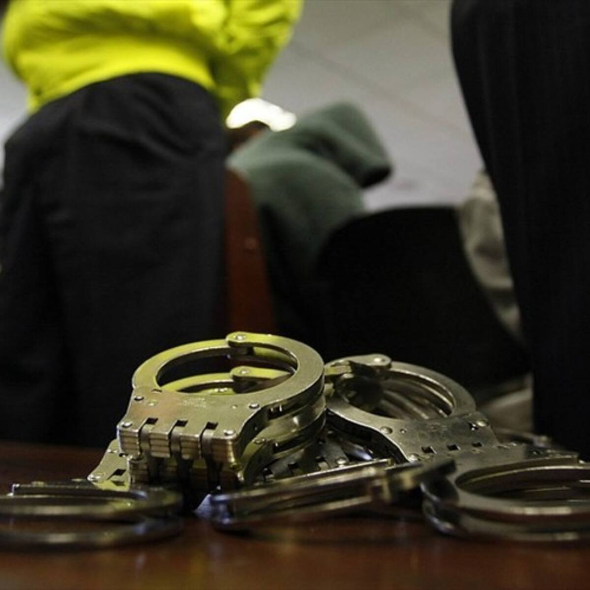 A la cárcel fue enviado un hombre acusado de agredir a su pareja sentimental y a sus hijos