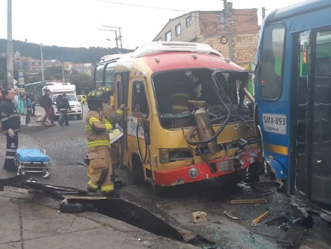 Catorce heridos en accidente de un bus del Sitp