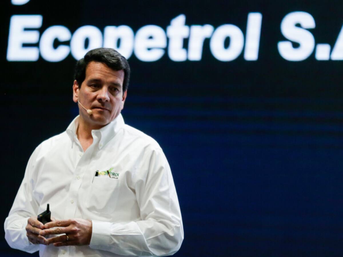 Ecopetrol utiliza apenas el 5% de los servicios de Helistar: Felipe Bayón
