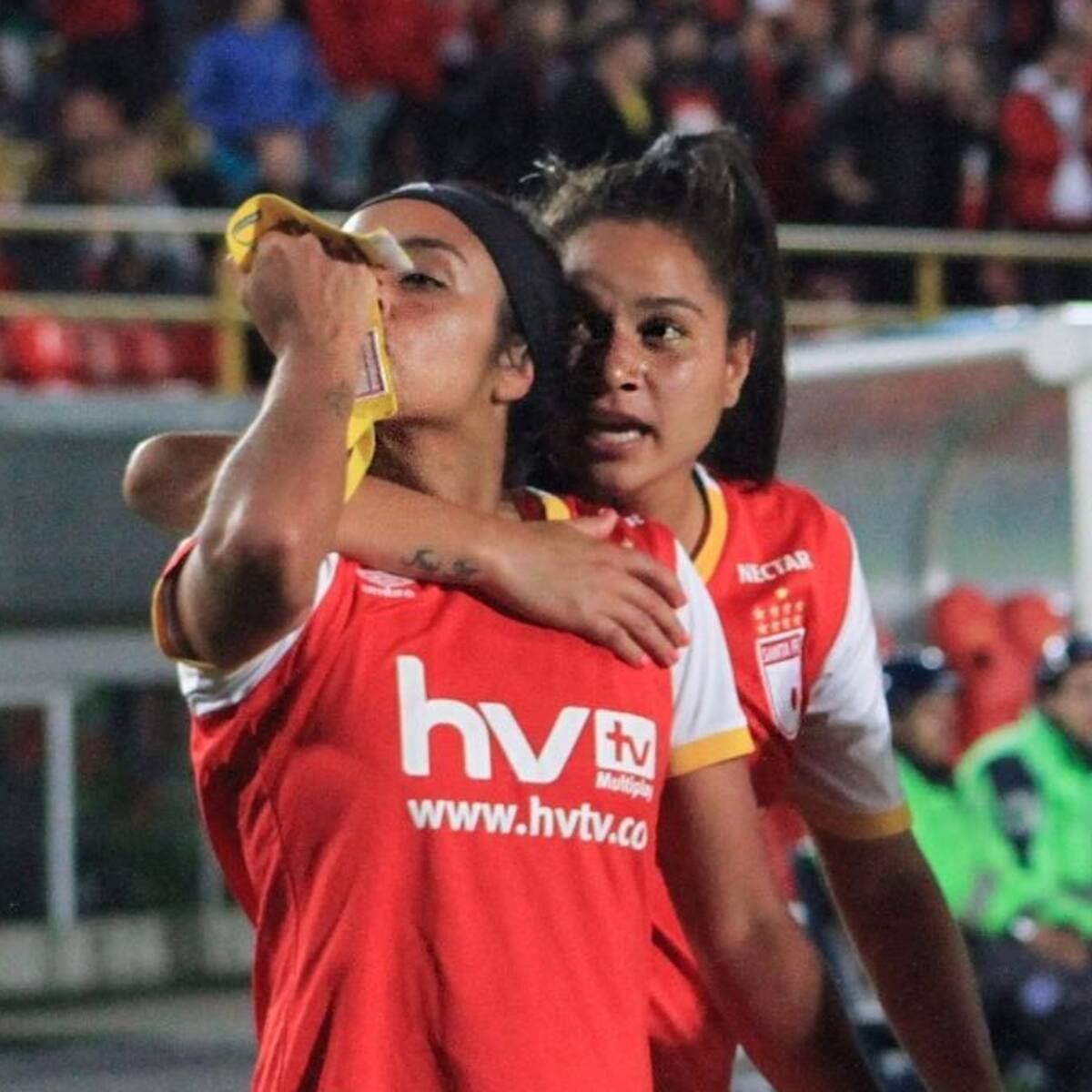 Liana Salazar se despidió de Santa Fe ¿Se vestirá de azul?