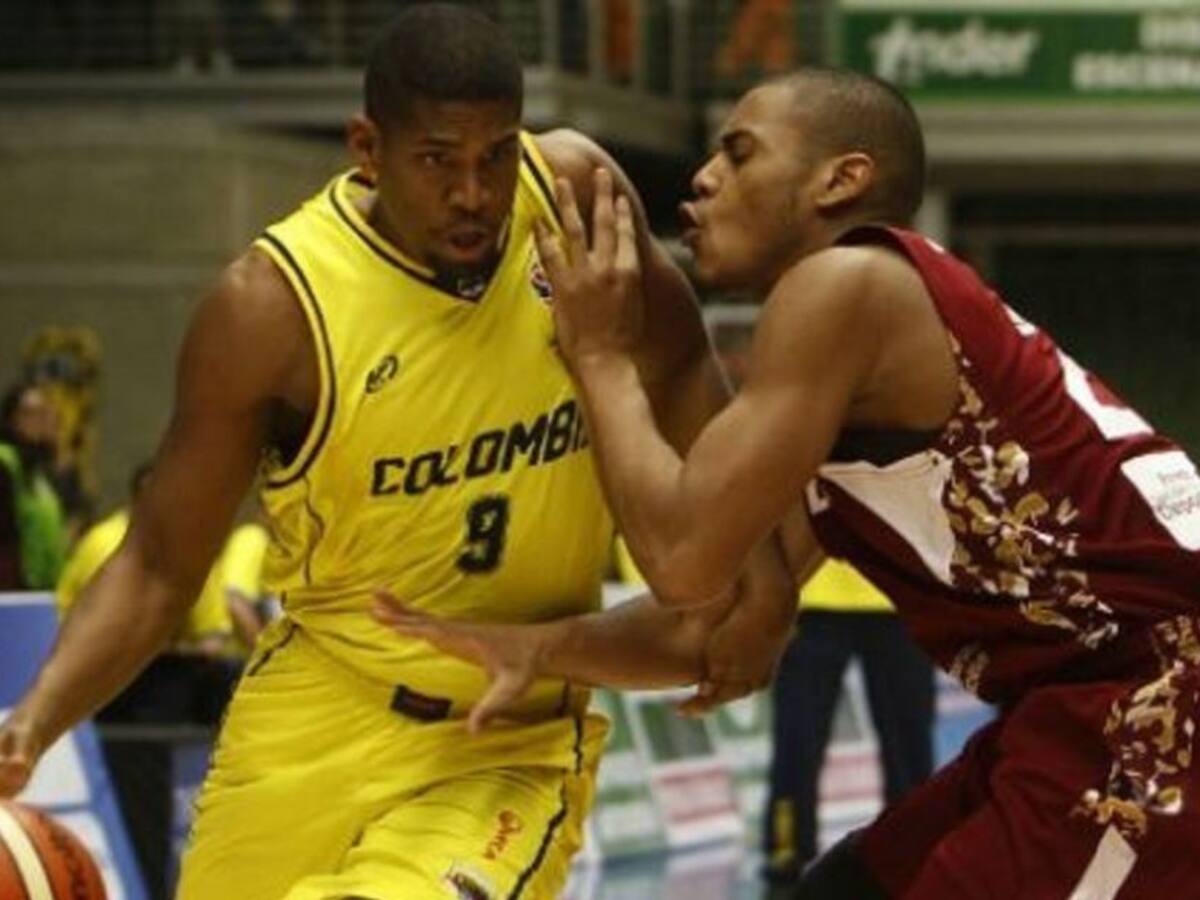 La asociación de entrenadores de baloncesto, objetivo de Stalin Ortiz