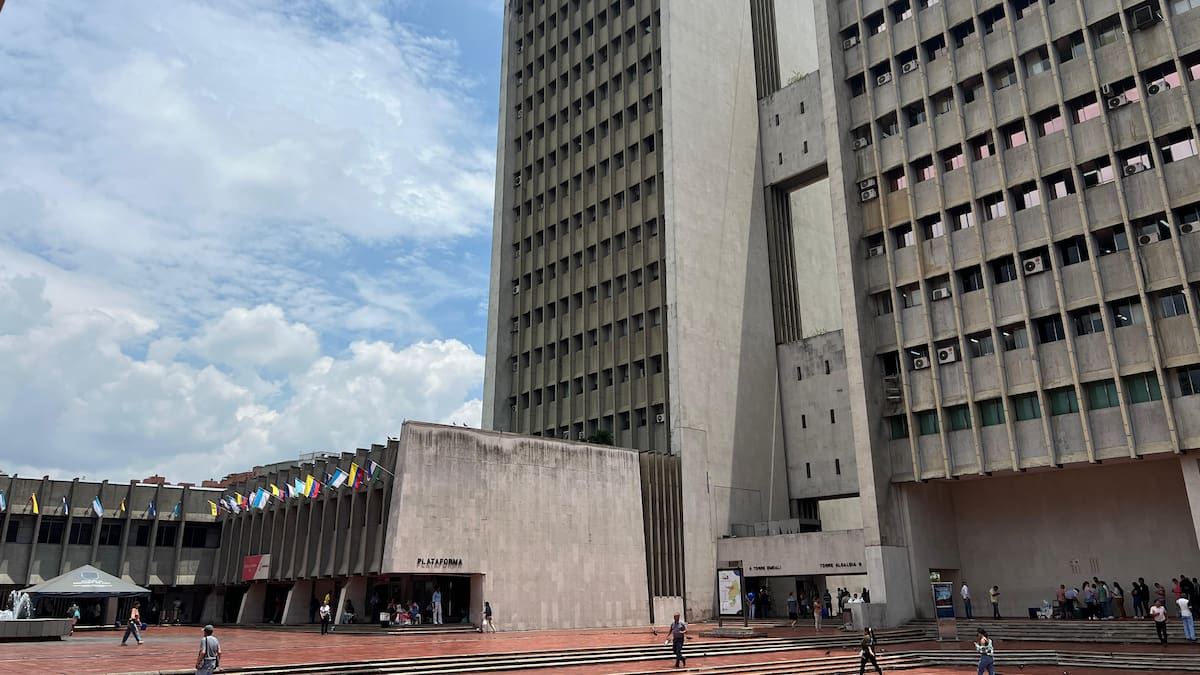 Estarían cobrando 40% de su salario a contratistas en la alcaldía de Cali, Procuraduría investiga