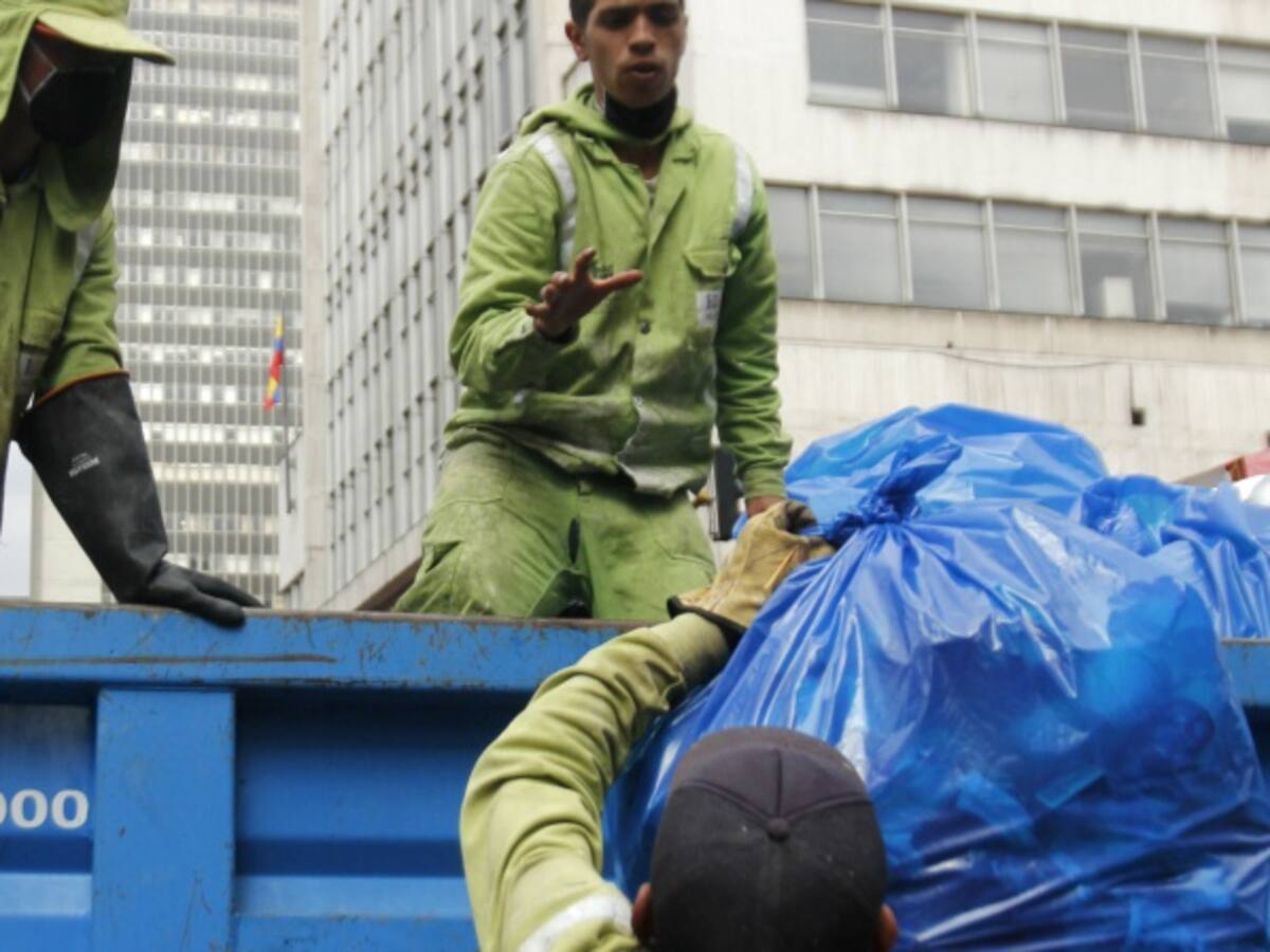 Recicladores a la expectativa por nuevo esquema de aseo para Bogotá
