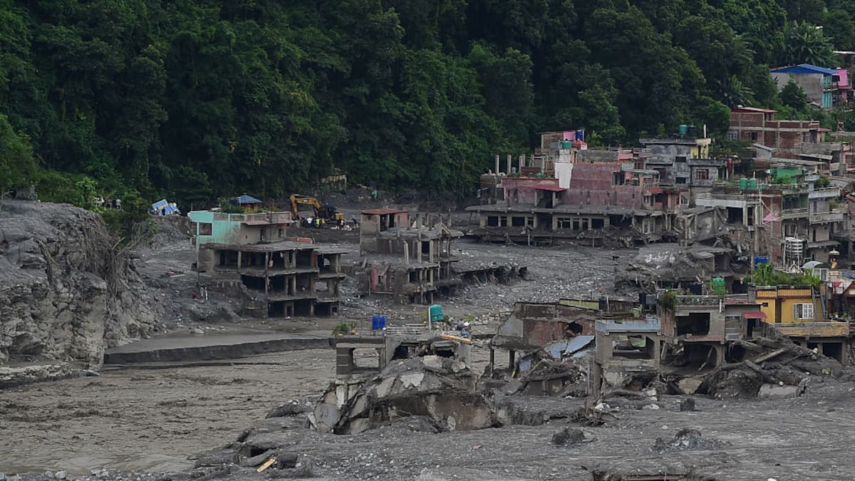 Rescatan con vida a ciudadano chino en Nepal tras 10 días atrapado por el alud