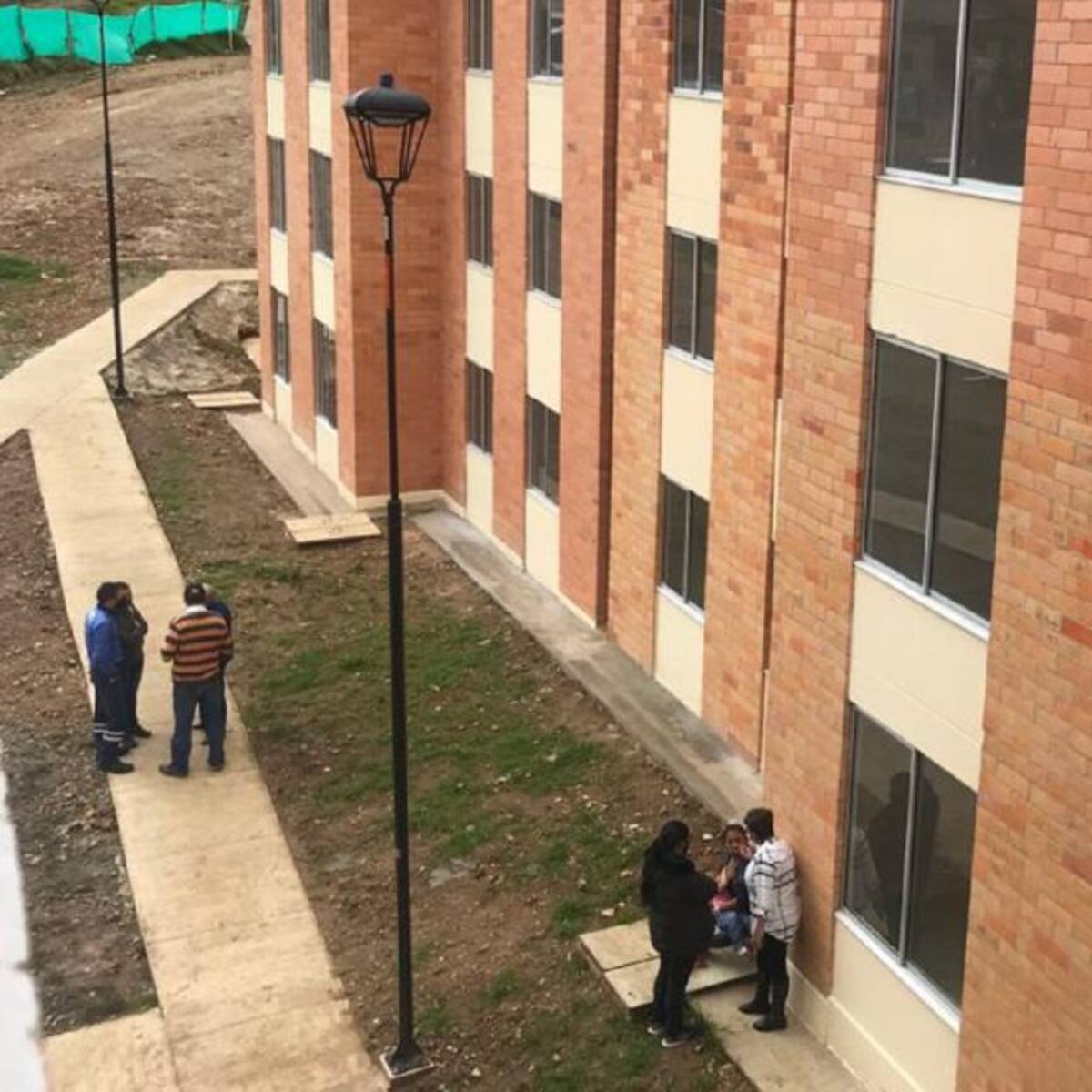 Repararán a 27 familias afectadas por viviendas Estancia El Roble en Tunja