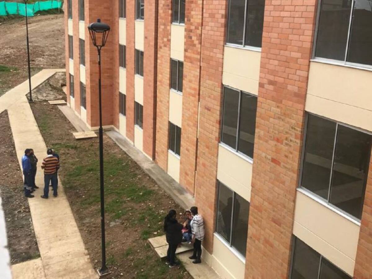 Repararán a 27 familias afectadas por viviendas Estancia El Roble en Tunja