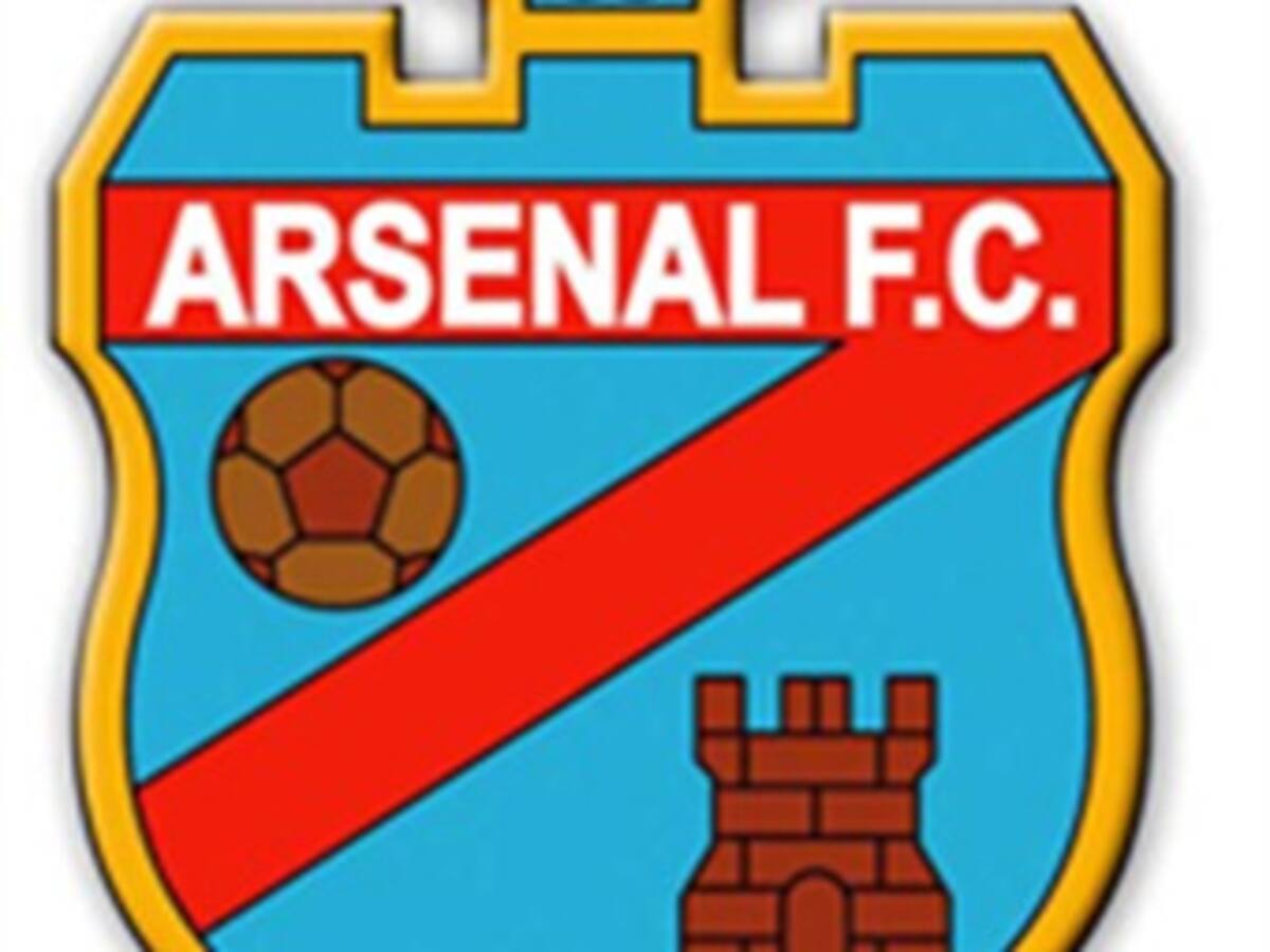 El campeón Arsenal debutó con victoria en el fútbol argentino