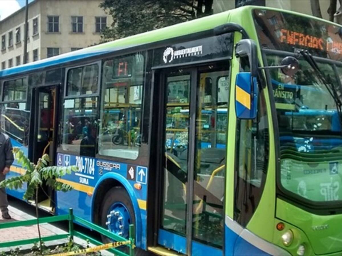 Bus nuevo que entre al SITP deberá tener cámaras: Petro