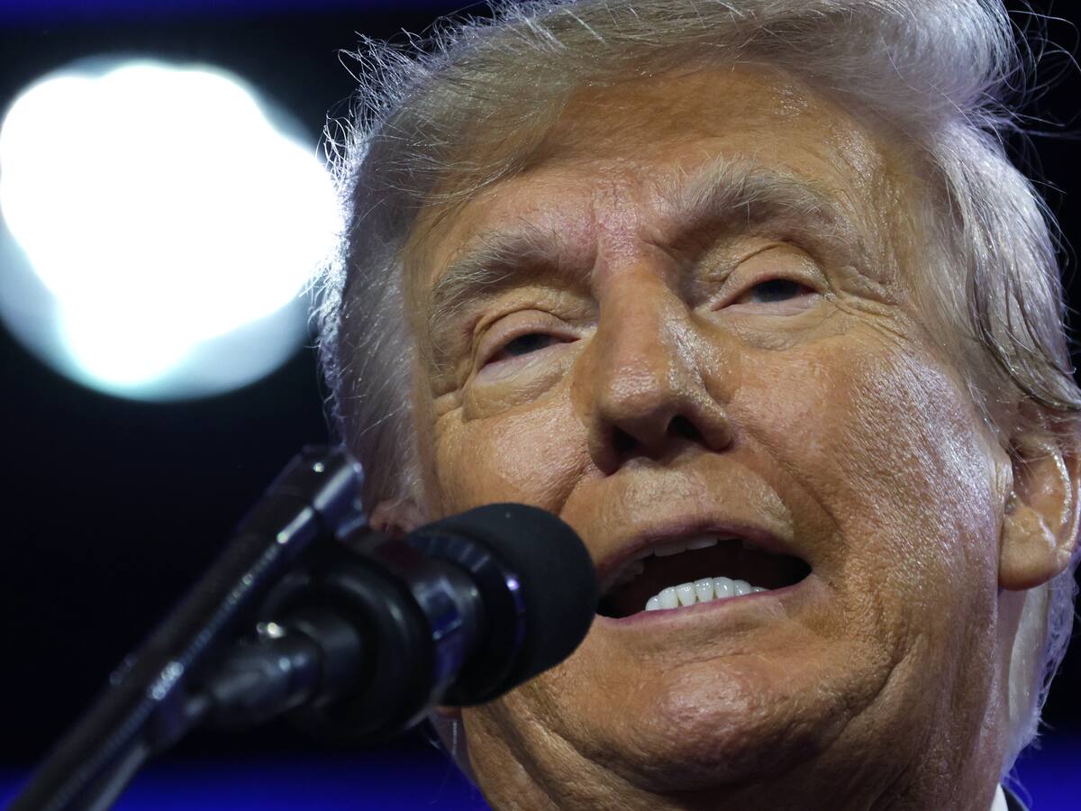 El expresidente Donald Trump podría entregarse este martes a la justicia