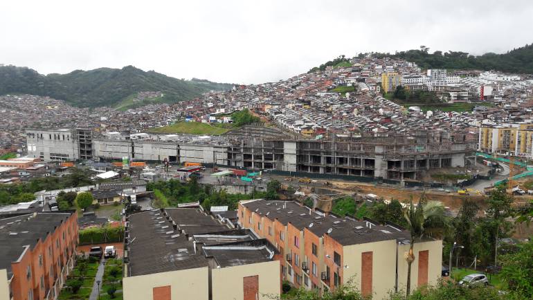 El Centro Comercial que se construye en Manizales, en el barrio La Carola. 