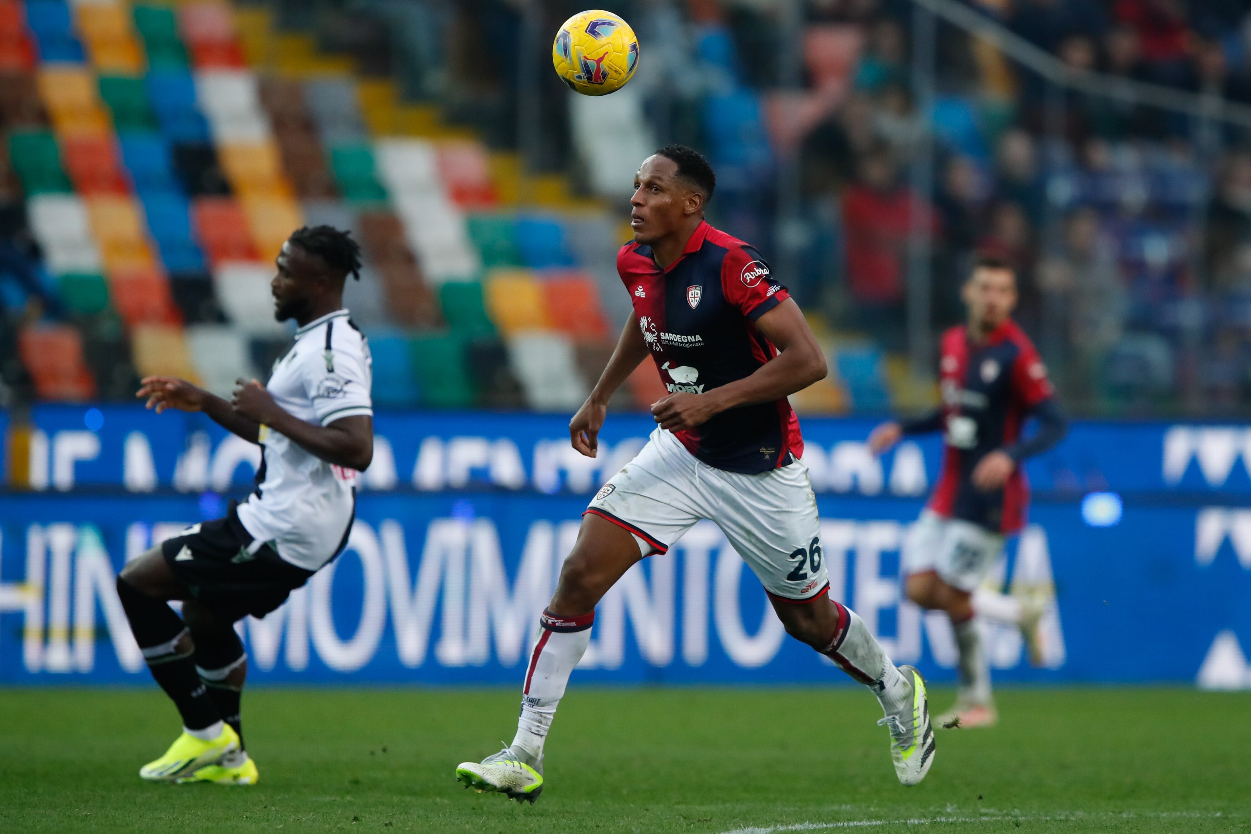 Yerry Mina, defensor del Cagliari. (Photo by Timothy Rogers/Getty Images)